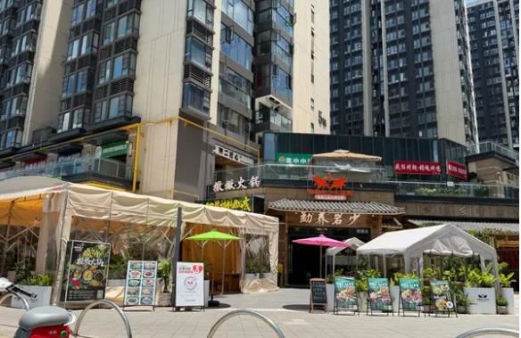 润城社区 208㎡临街餐饮底商整体转让