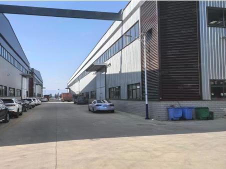 出租｜杨林工业园区 6000㎡标准厂房 带办公宿舍 适配用电大户